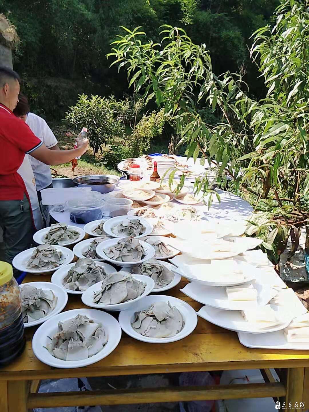 下新松林沟寿宴现场 (7).jpg